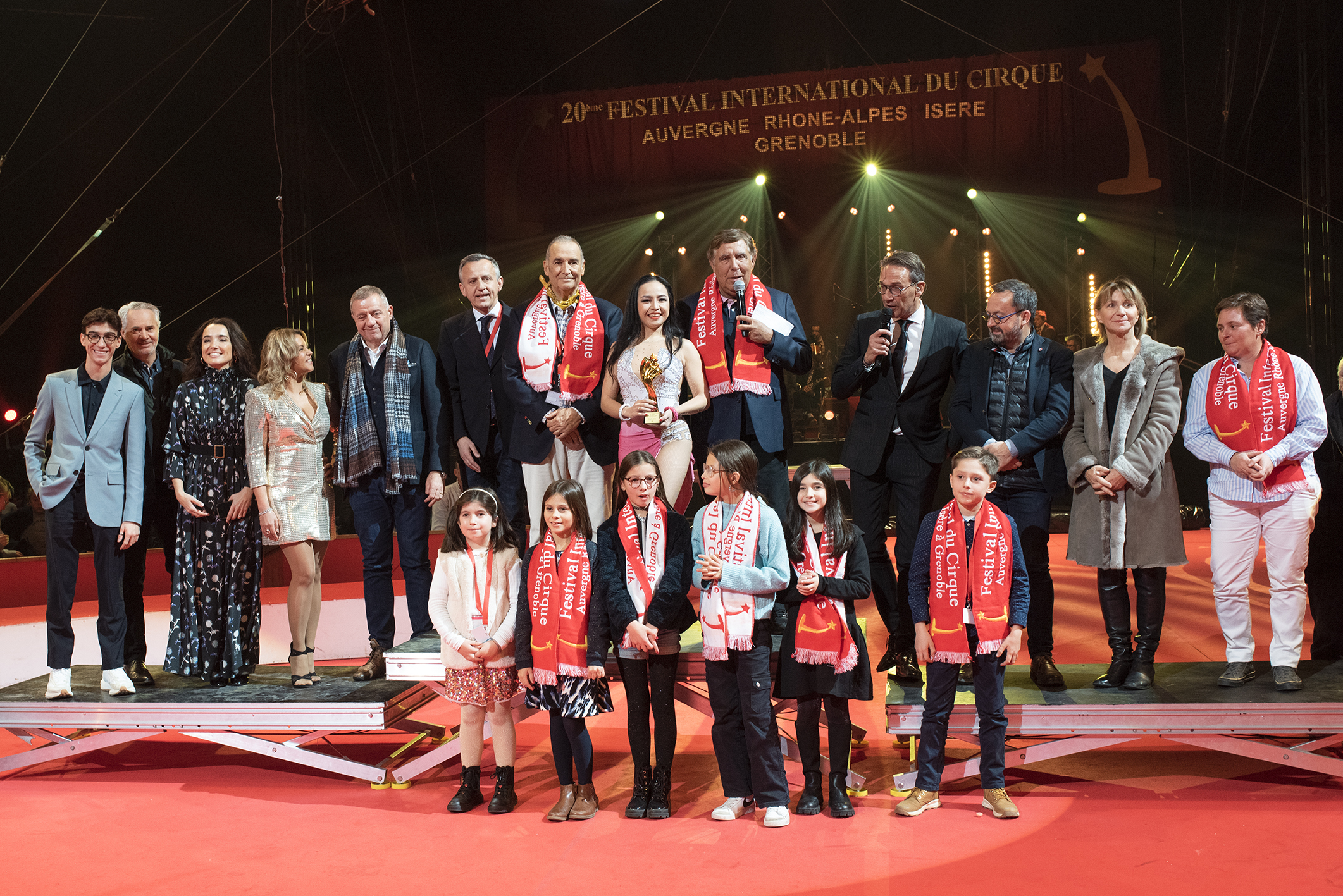 ETOILE D’OR - THU HIEN – Vietnam / Fil souple