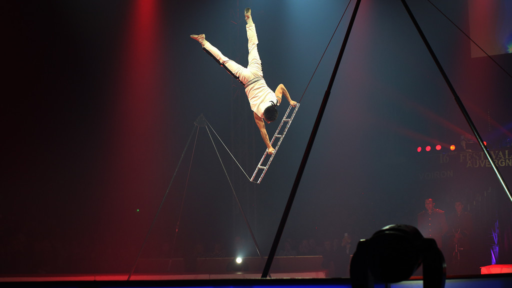 Festival International du Cirque 2017 - Numéro Zhang Fan - équilibre sur fil souple