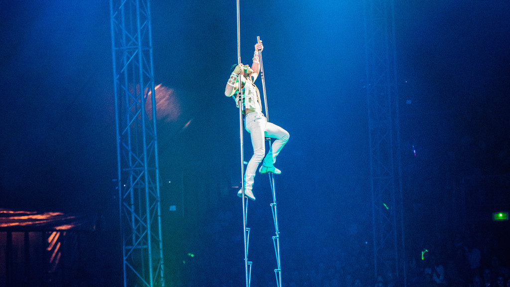 Festival International du Cirque 2015 - Numéro Emil Faltiny - Prix spécial Samse