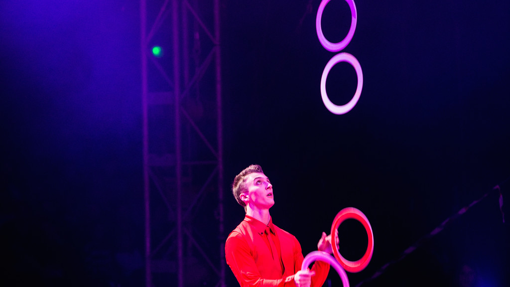 Festival International du Cirque 2015 - Remise des prix Etoile de bronze Spectacle de jonglage Alexandre Kulatov