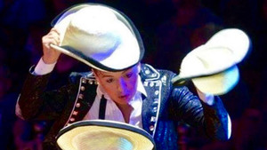 Photo Noel AGUILAR - Jongleur